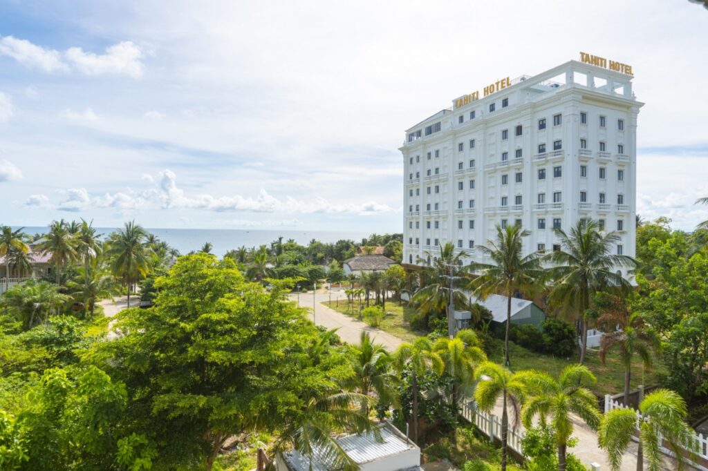 Tahiti Beach Hotel & Resort Phú Quốc: Vị trí, đặc điểm, tiện ích, giá bán các hạng phòng & kinh nghiệm đặt phòng