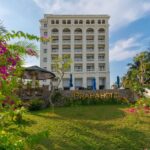 Praha Hotel Phú Quốc: Vị trí, kiến trúc, tiện ích, giá bán các hạng phòng & đơn vị uy tín