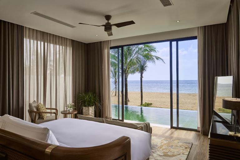 villa 3 room beach 2