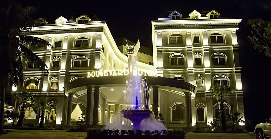 boulevard-hotel-and-restaurant