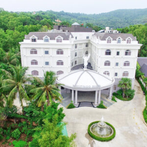 Top 5 địa vui chơi và ăn uống chuẩn local quanh khách sạn paradise suite